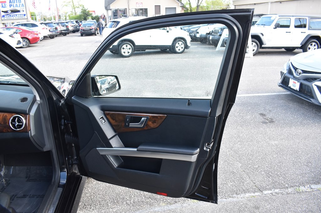 2015 Mercedes-Benz GLK-Class Image 12