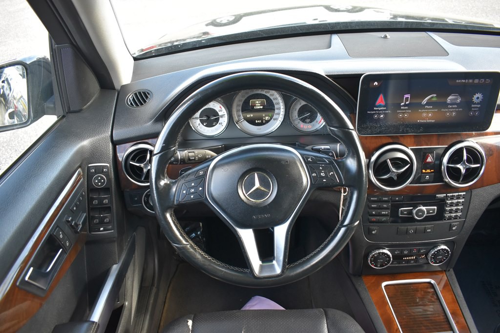 2015 Mercedes-Benz GLK-Class Image 17