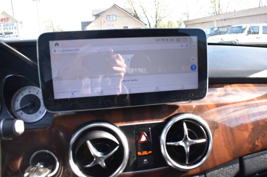 2015 Mercedes-Benz GLK-Class Image 21