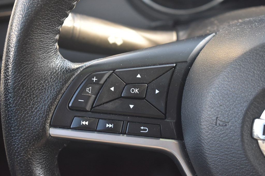 2019 Nissan Rogue Image 13