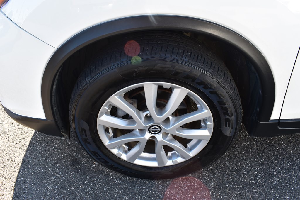 2019 Nissan Rogue Image 25
