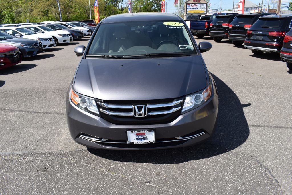 2017 Honda Odyssey Image 2