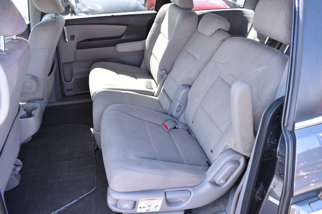 2017 Honda Odyssey Image 12