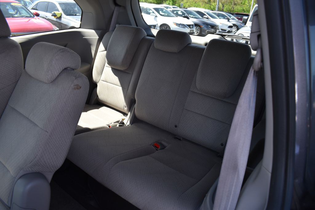 2017 Honda Odyssey Image 13
