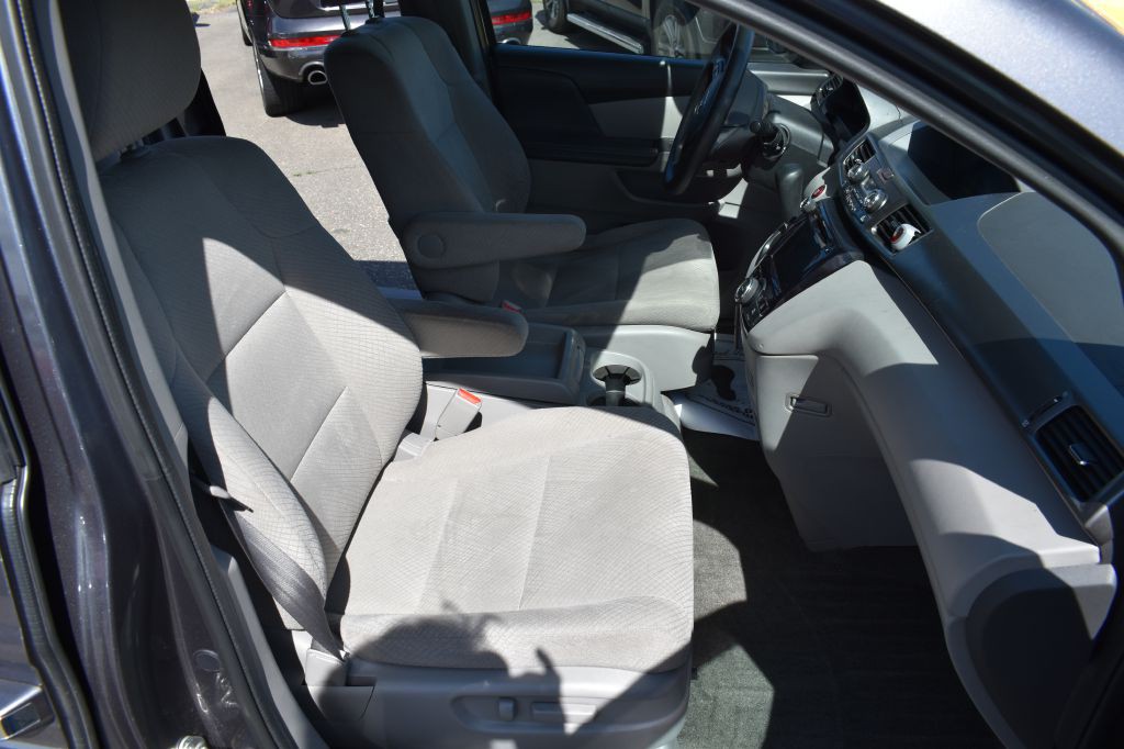 2017 Honda Odyssey Image 15