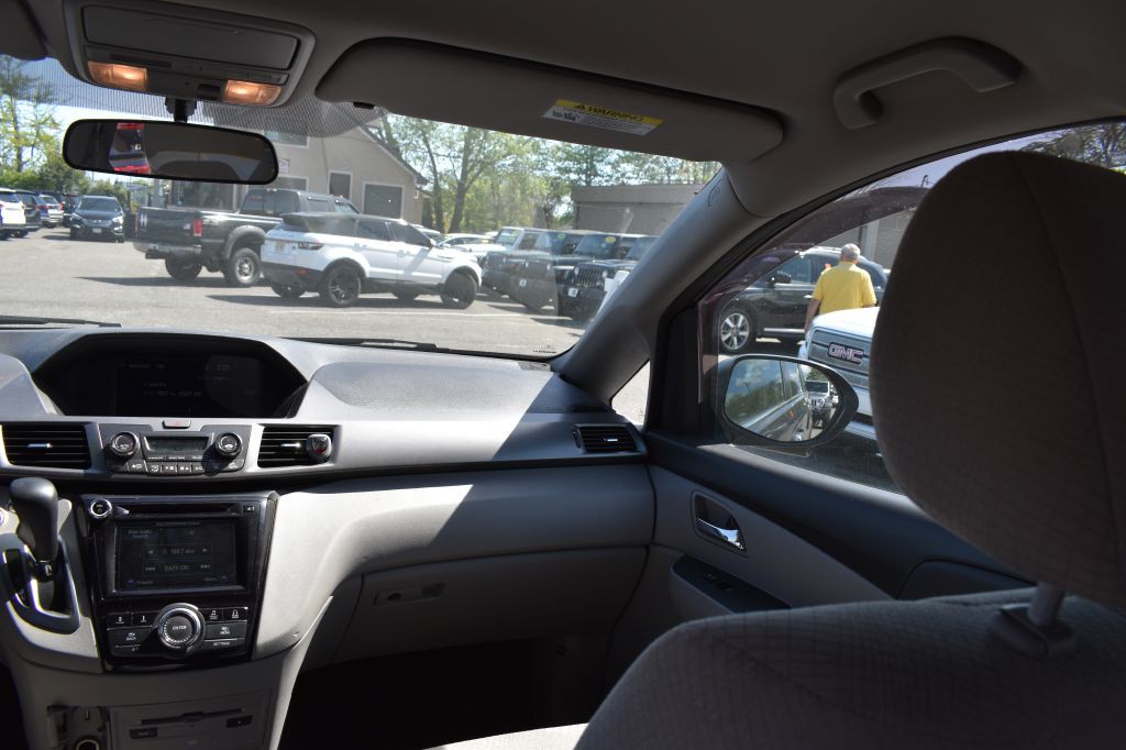 2017 Honda Odyssey Image 18