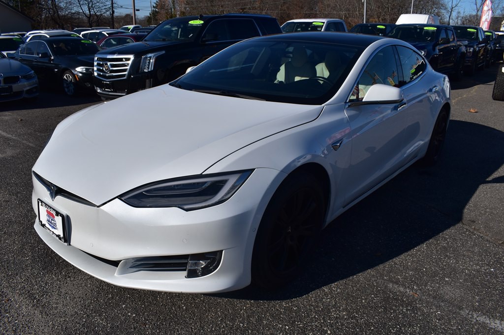 2020 Tesla Model S Image 5