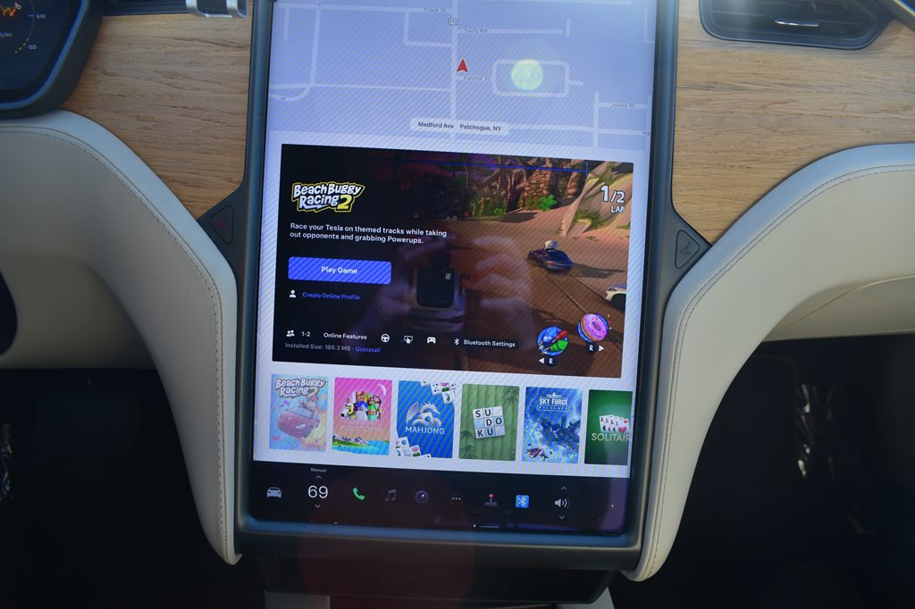 2020 Tesla Model S Image 20