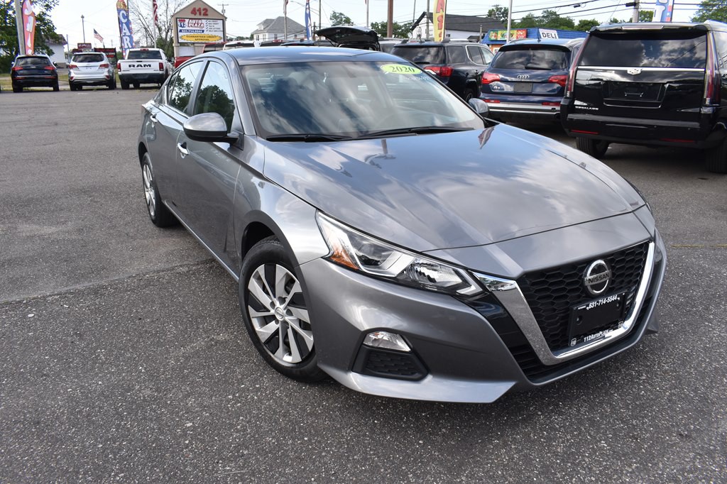 2020 Nissan Altima Image 1