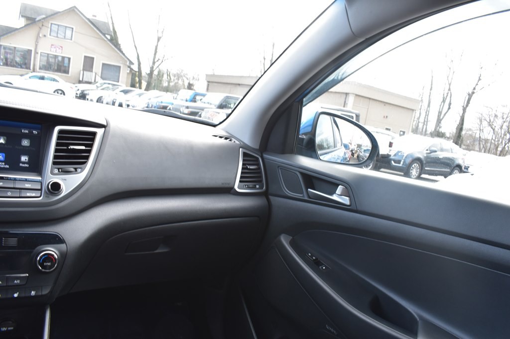 2018 Hyundai Tucson Image 23