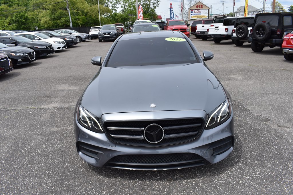 2017 Mercedes-Benz E-Class Image 2