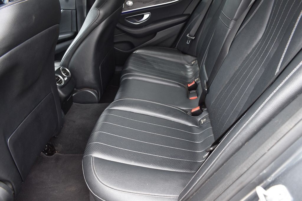 2017 Mercedes-Benz E-Class Image 19