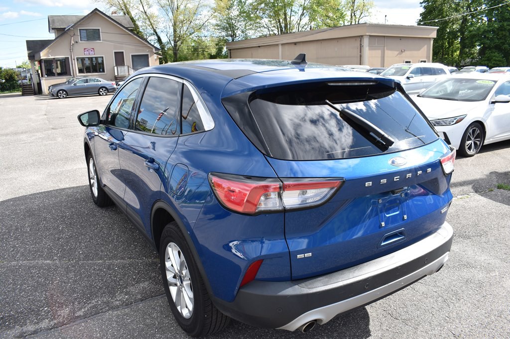 2022 Ford Escape Image 6