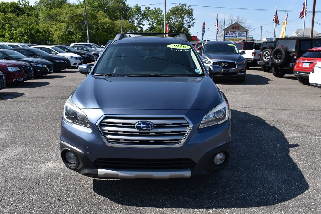 2016 Subaru Outback Image 2