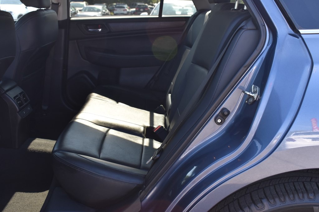 2016 Subaru Outback Image 10