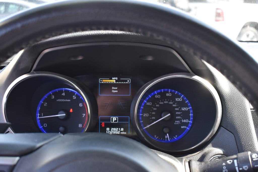 2016 Subaru Outback Image 12