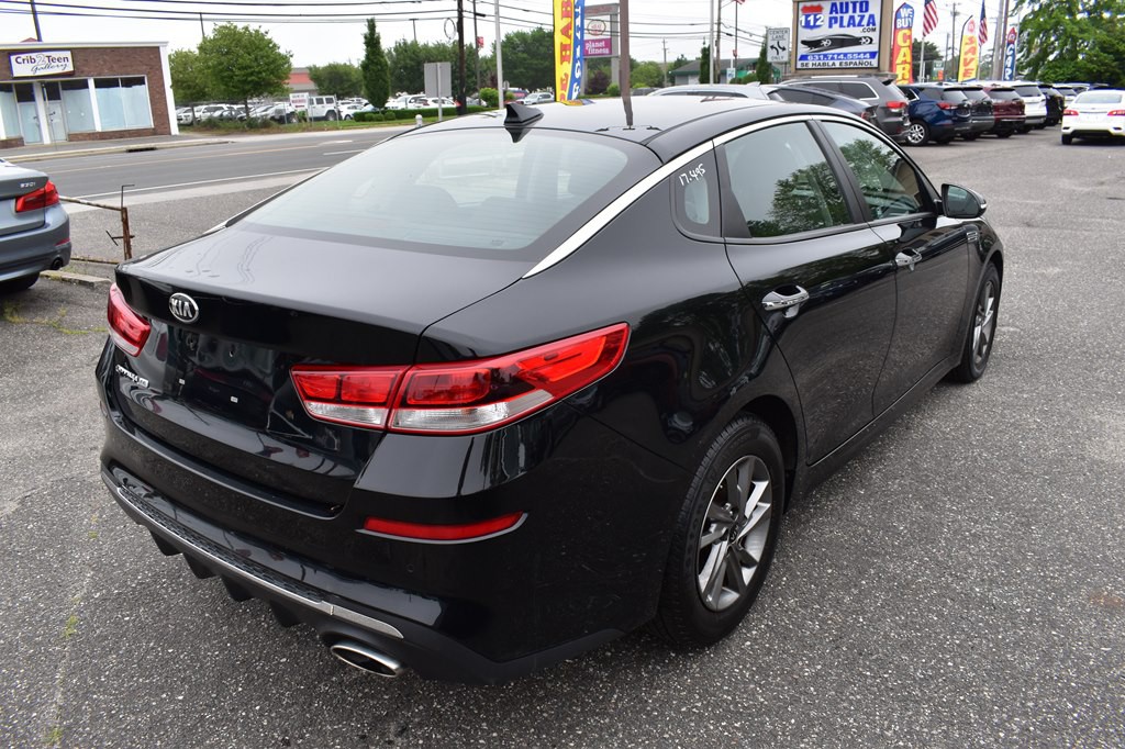 2019 Kia Optima Image 8