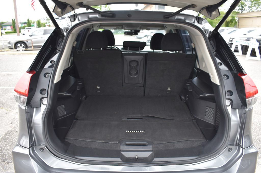 2020 Nissan Rogue Image 9