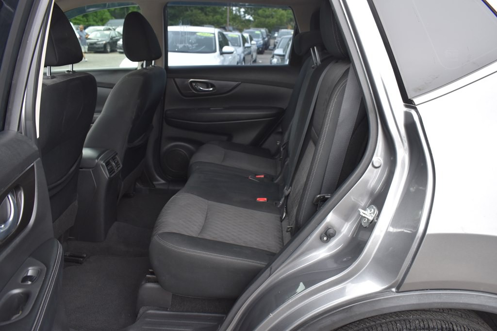 2020 Nissan Rogue Image 13