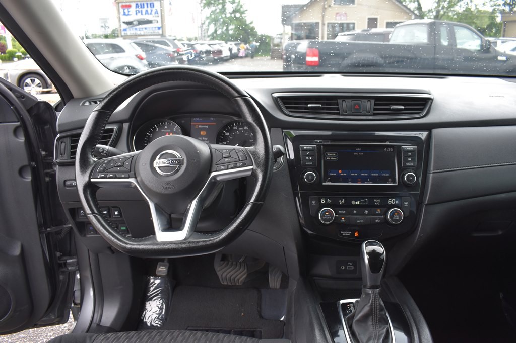 2020 Nissan Rogue Image 14