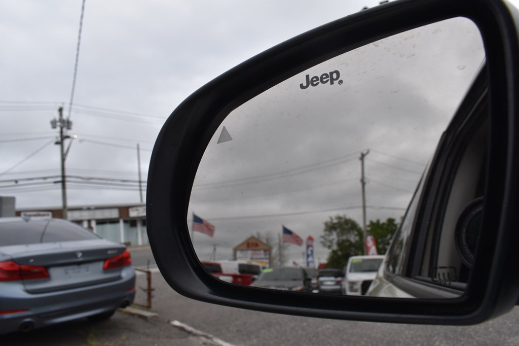 2019 Jeep Compass Image 12