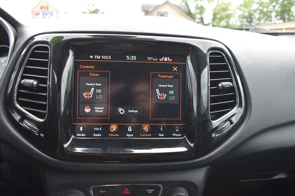 2019 Jeep Compass Image 16