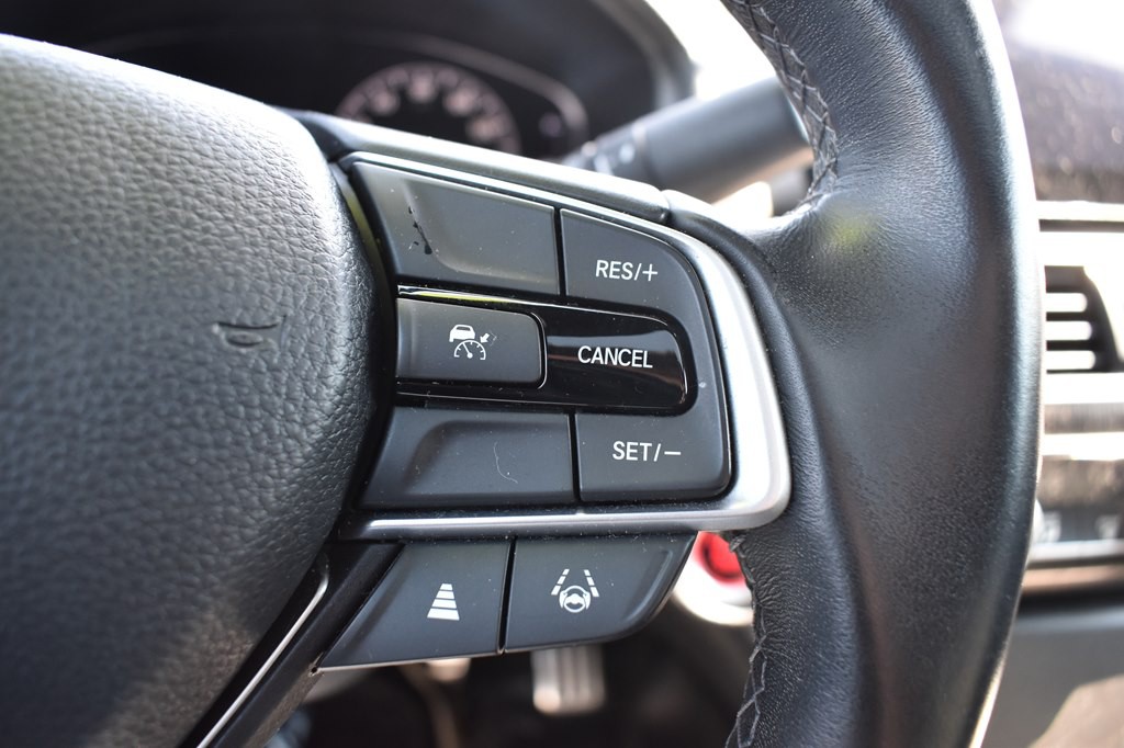 2021 Honda Accord Image 16