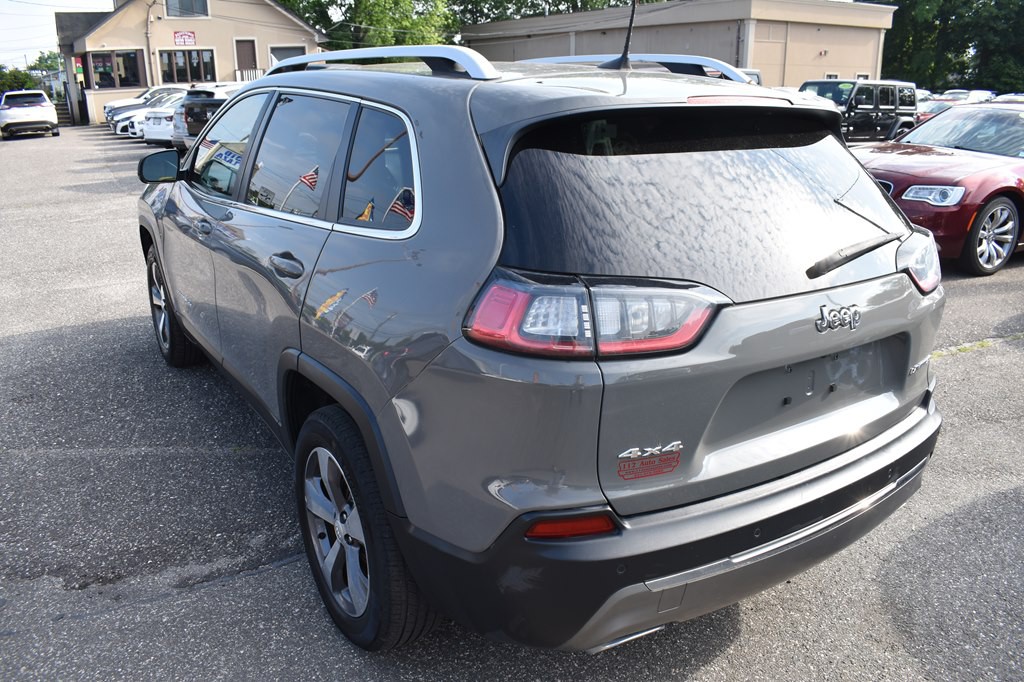 2019 Jeep Cherokee Image 6