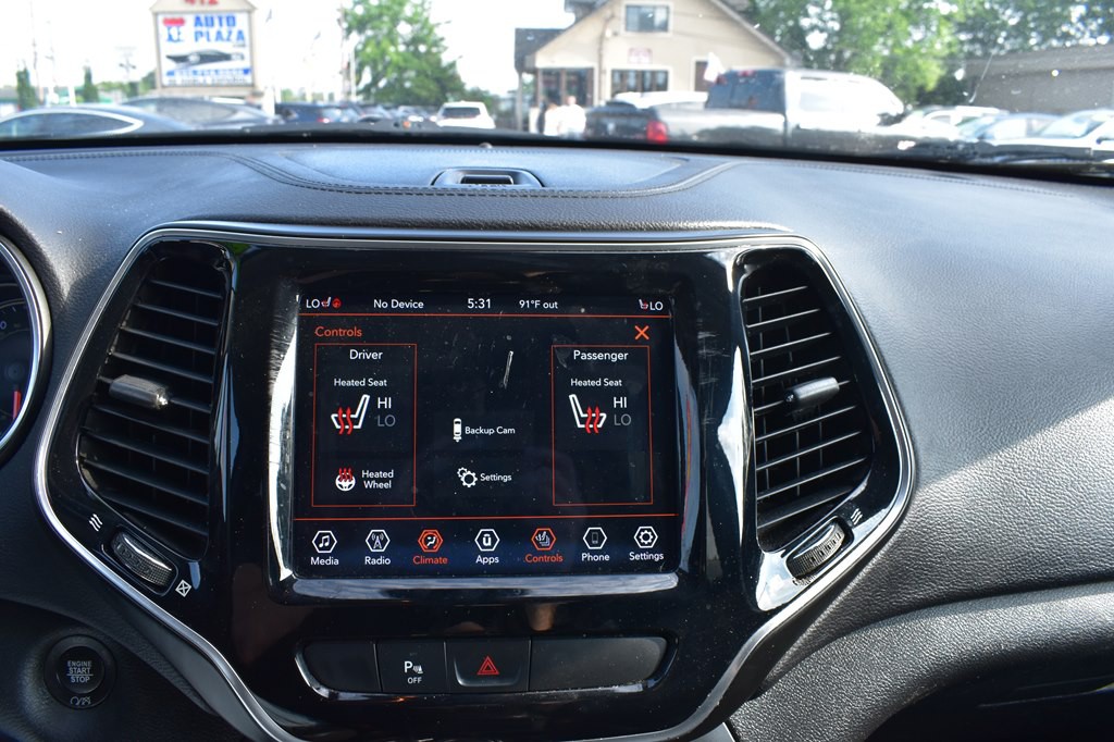 2019 Jeep Cherokee Image 18