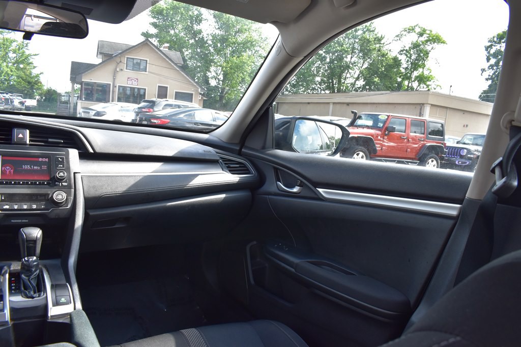 2019 Honda Civic Image 18