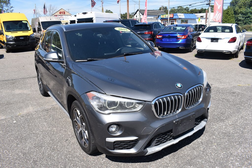 2016 BMW X1 Image 1