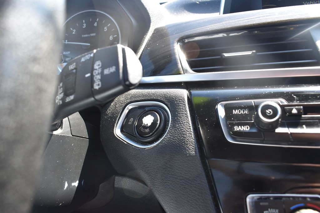 2016 BMW X1 Image 14