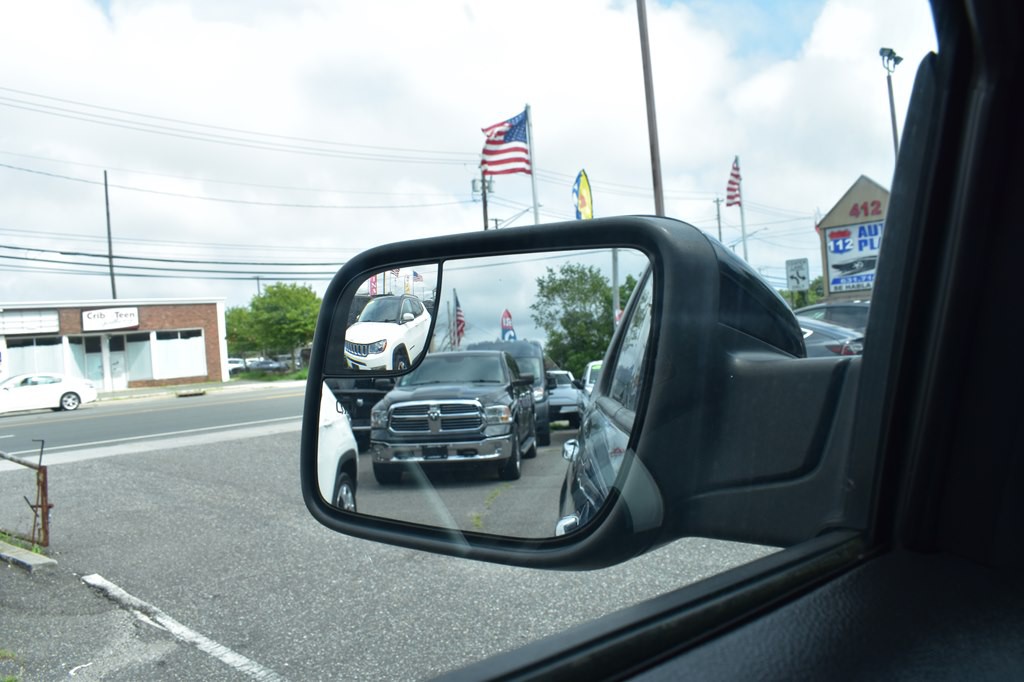 2012 Ford Explorer Image 12