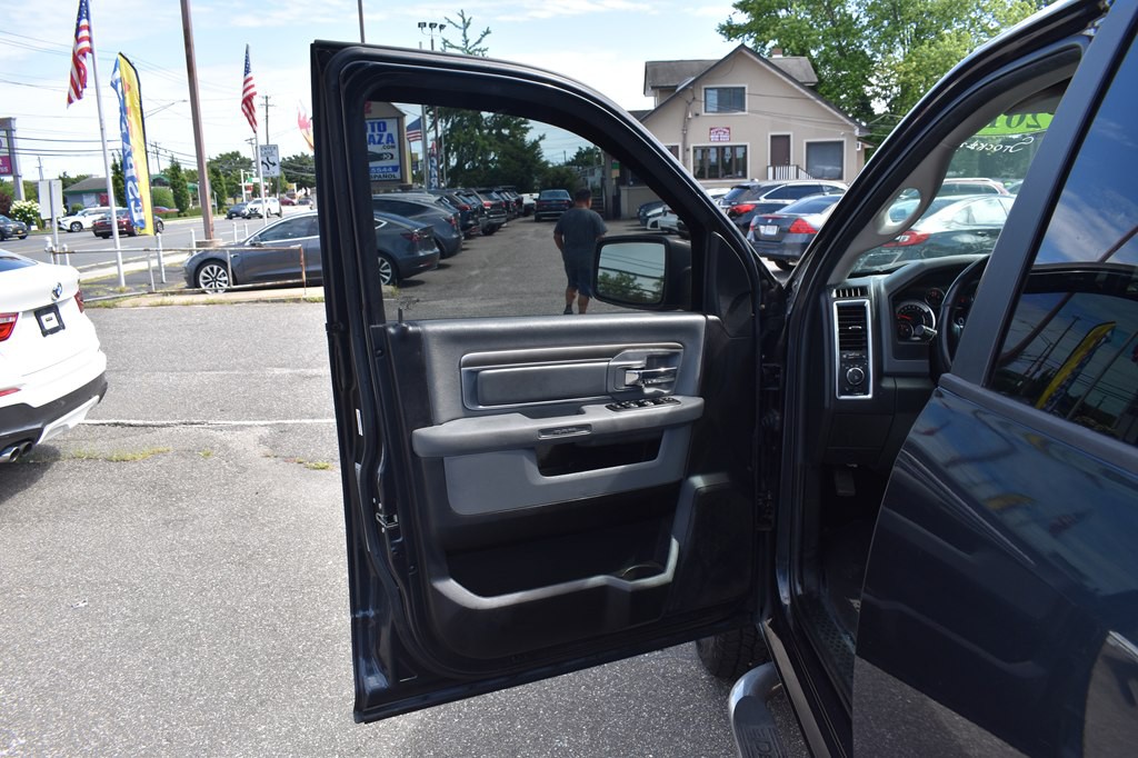 2017 RAM 1500 Image 26