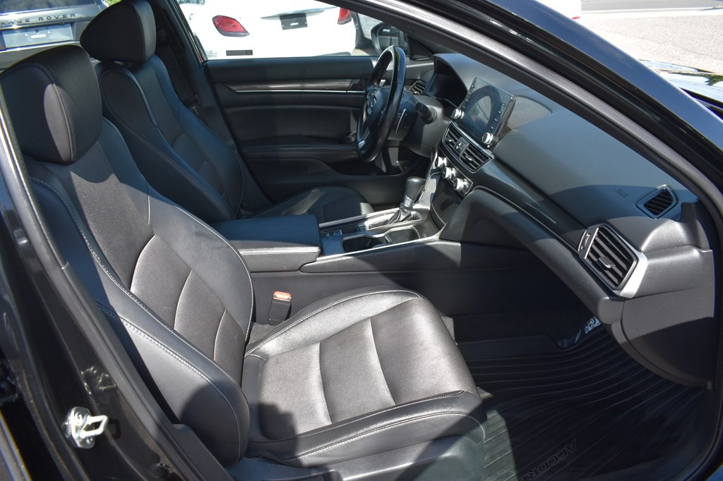 2020 Honda Accord Image 17