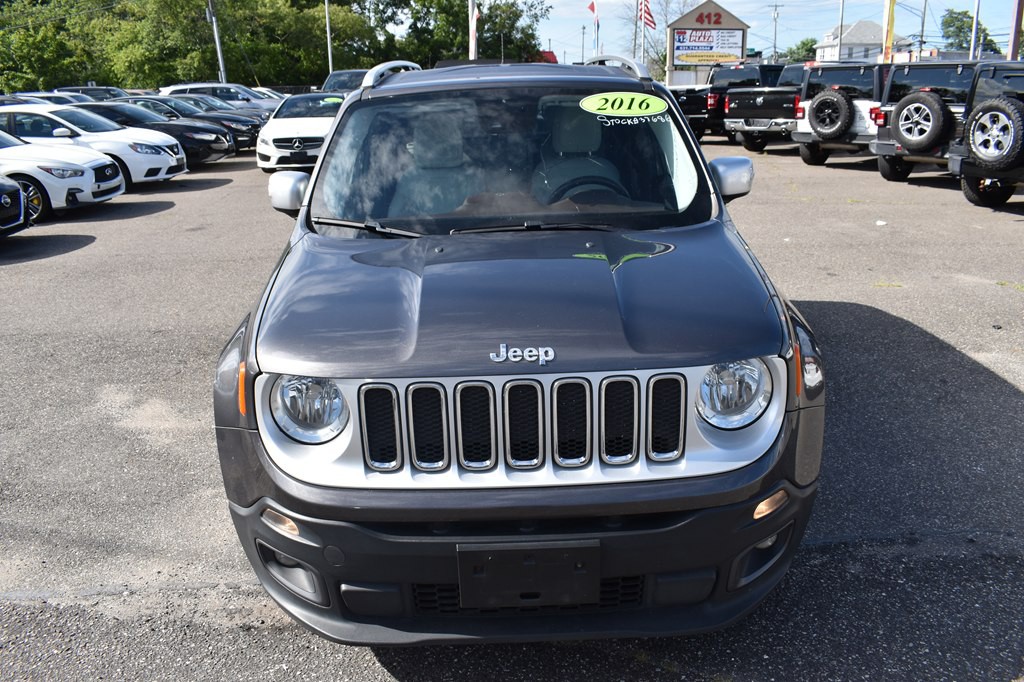 2016 Jeep Renegade Image 2