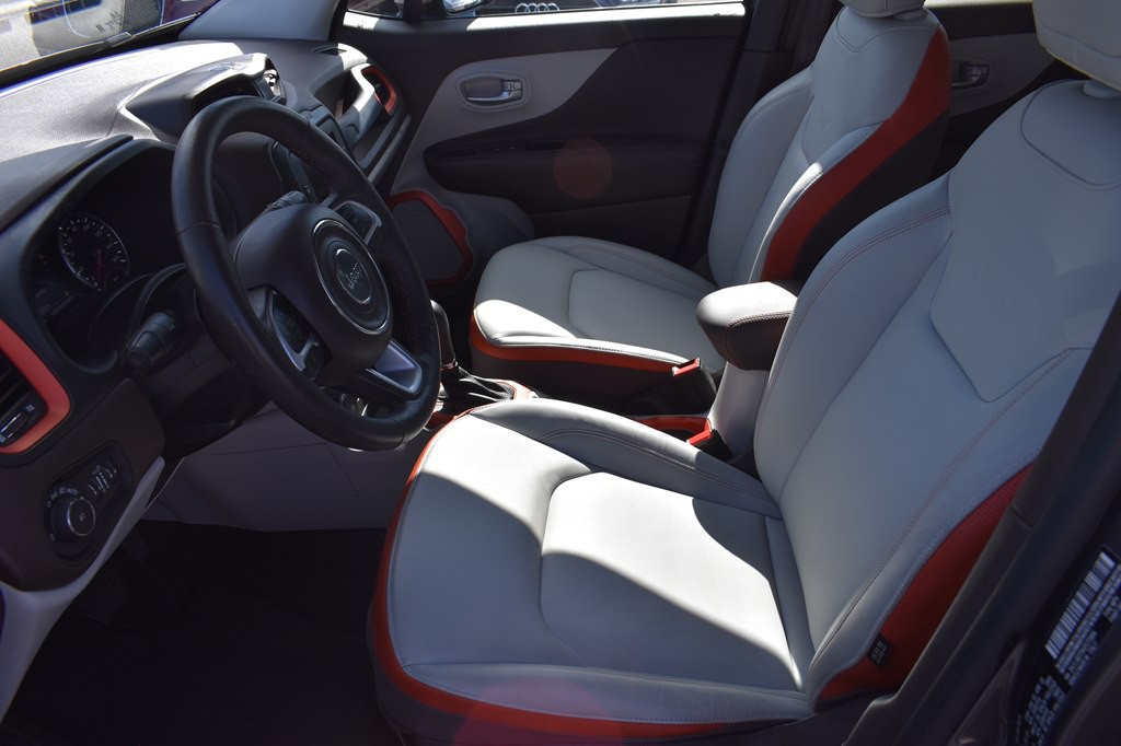2016 Jeep Renegade Image 10