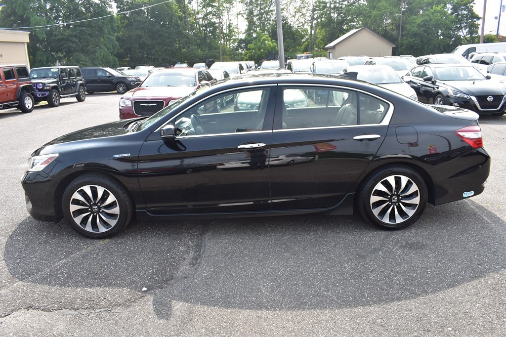 2017 Honda Accord Image 5