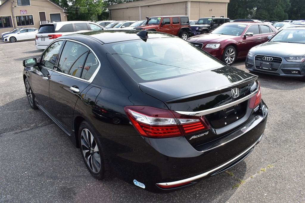 2017 Honda Accord Image 6