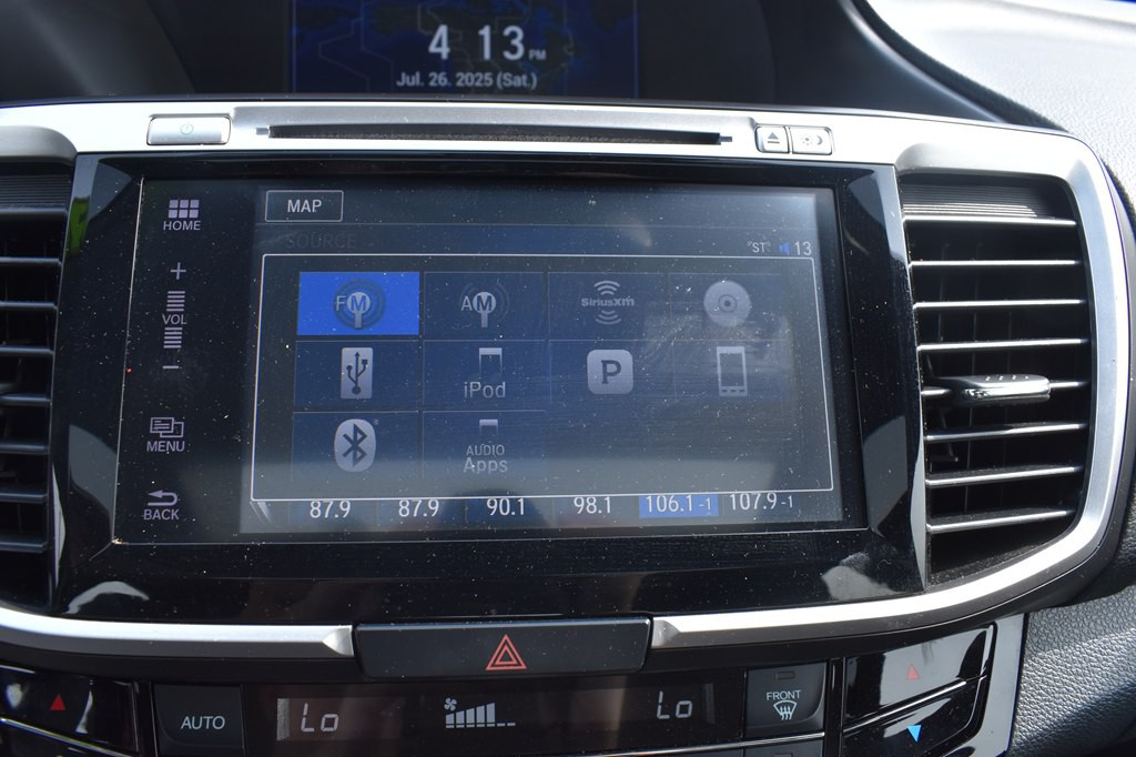2017 Honda Accord Image 18