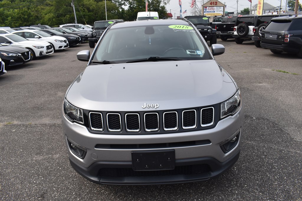 2018 Jeep Compass Image 2