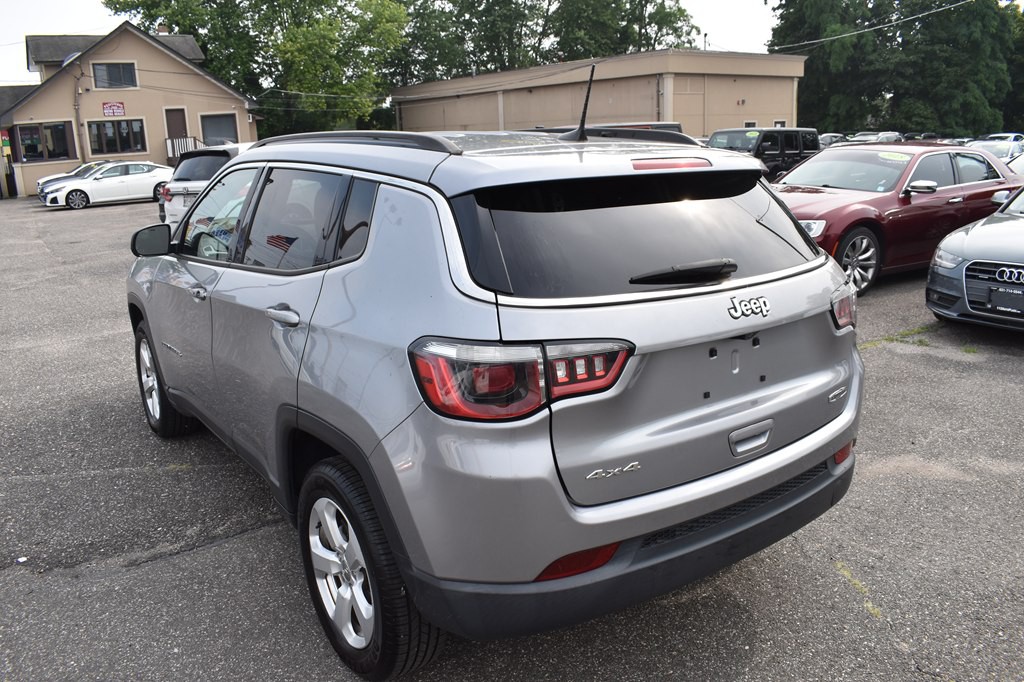 2018 Jeep Compass Image 6