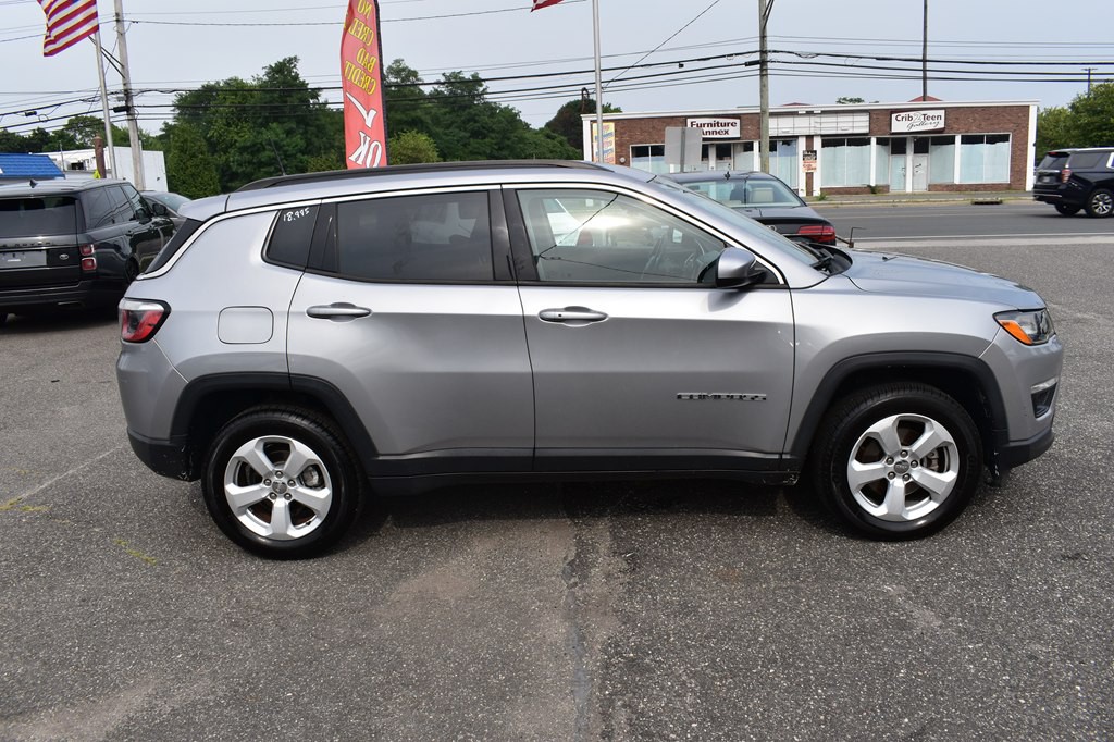 2018 Jeep Compass Image 9