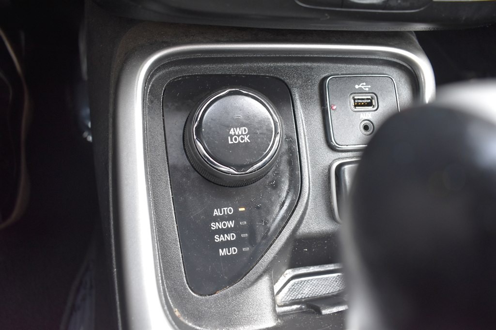 2018 Jeep Compass Image 12