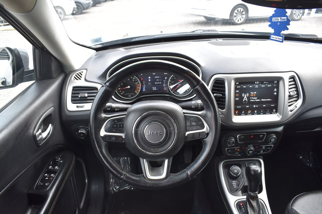 2018 Jeep Compass Image 21