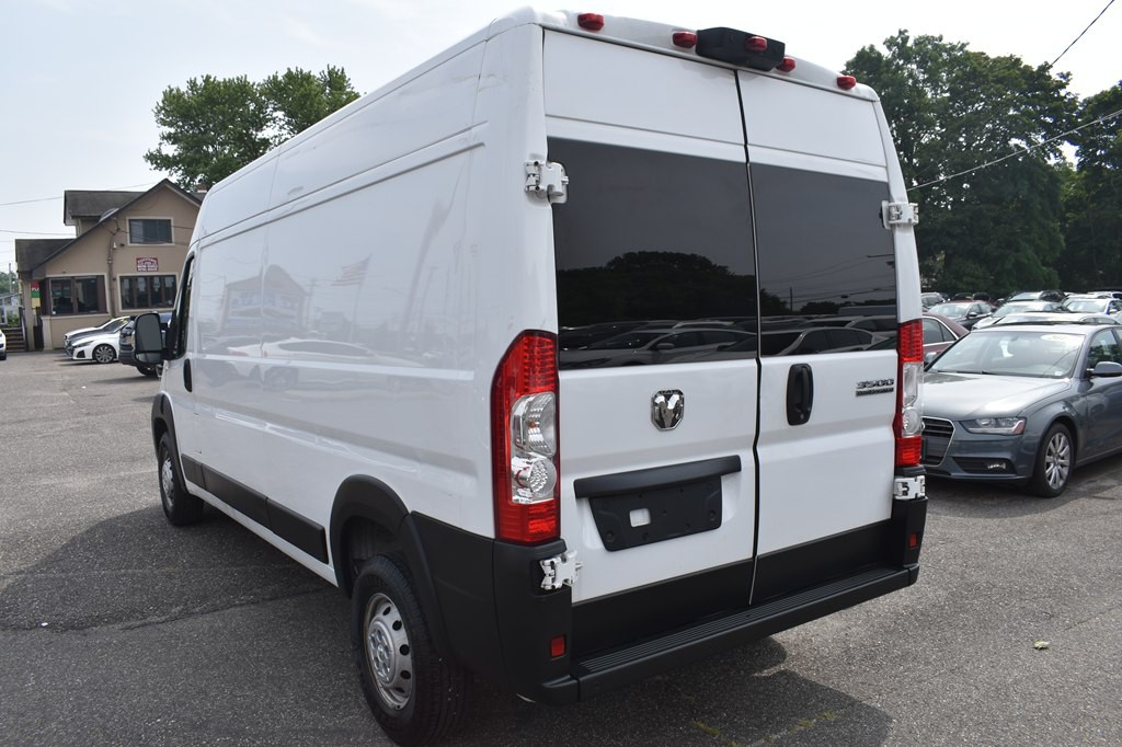 2023 RAM Promaster Image 6