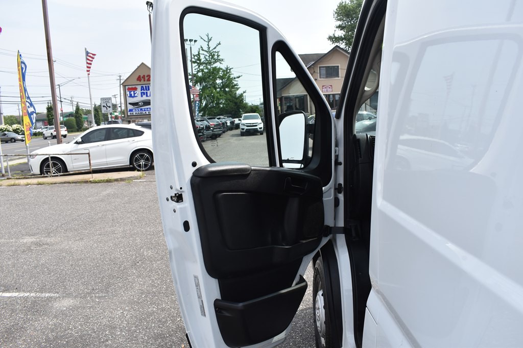 2023 RAM Promaster Image 20