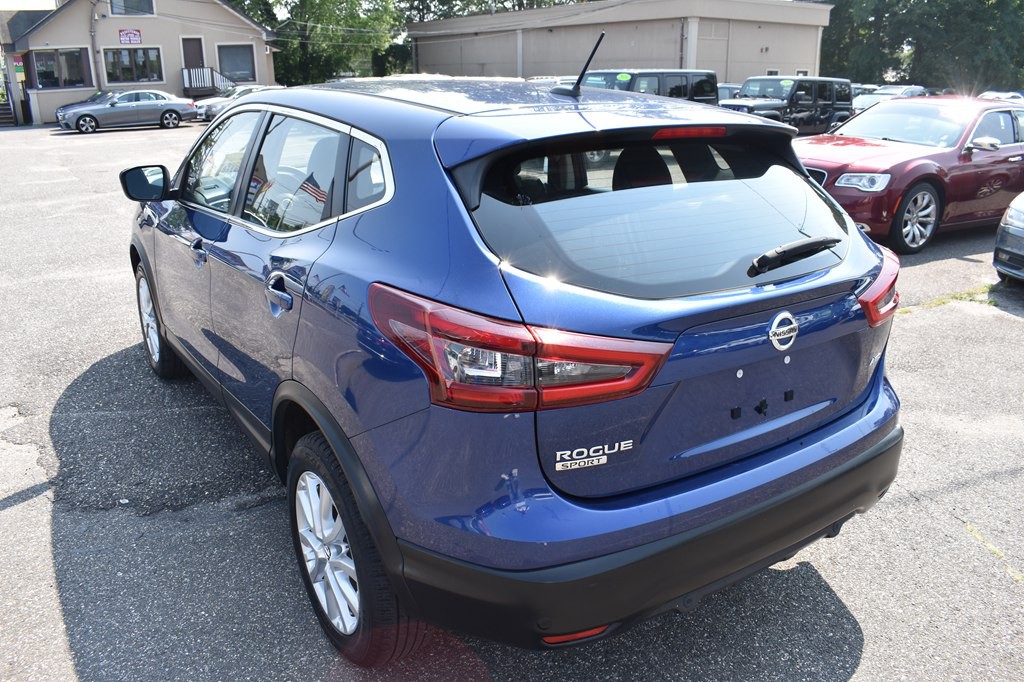 2020 Nissan Rogue Image 6