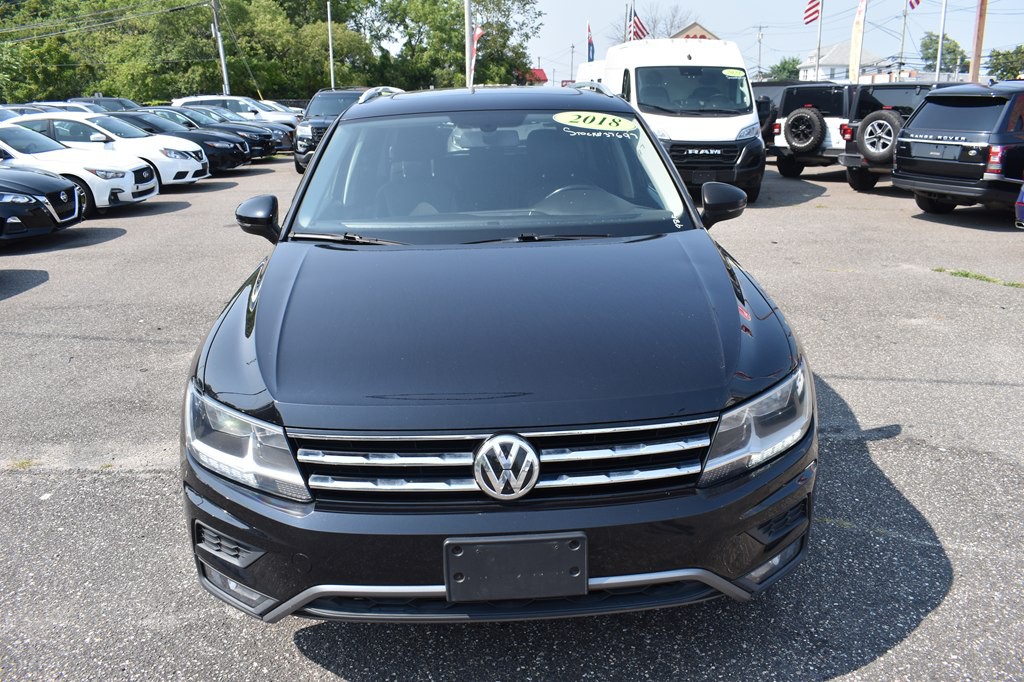 2018 Volkswagen Tiguan Image 2