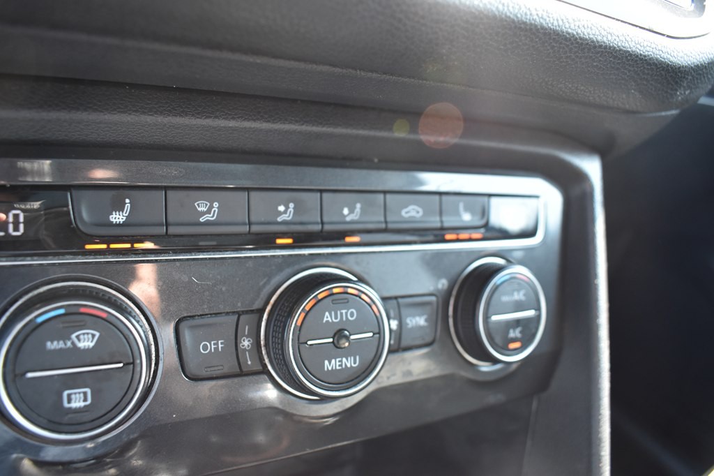 2018 Volkswagen Tiguan Image 15